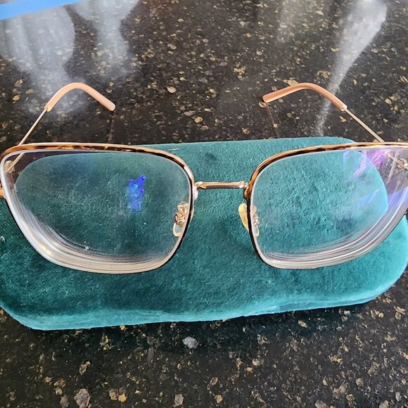 GUCCI GOLD FRAME HANVANA GLASSES - NEW IN THE CASE - Picture 1 of 4